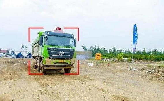 车跟踪器一般放哪里安装
