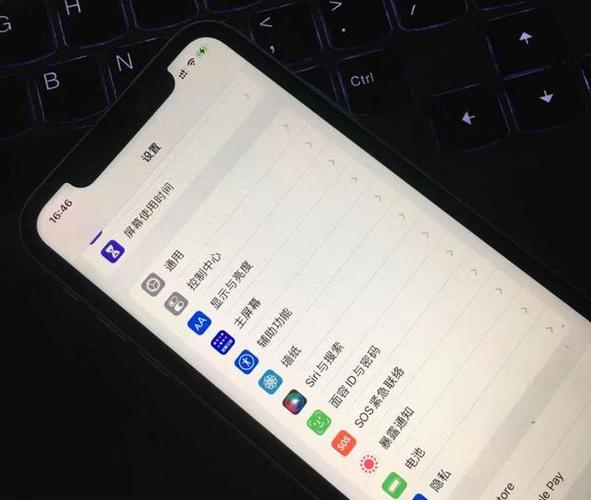 为什么iphone11锁屏慢