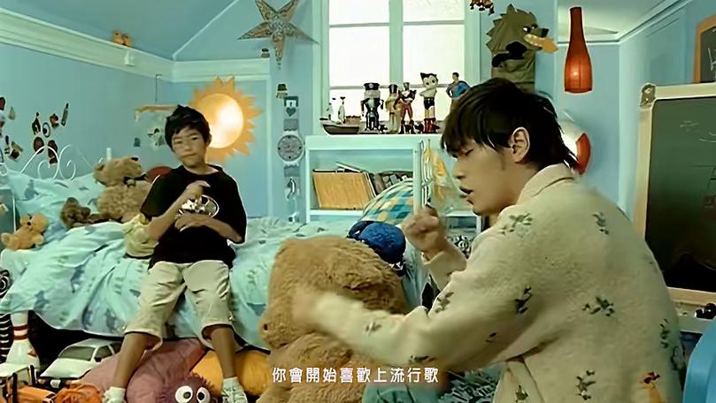 流行歌曲mv视频大全游戏截图