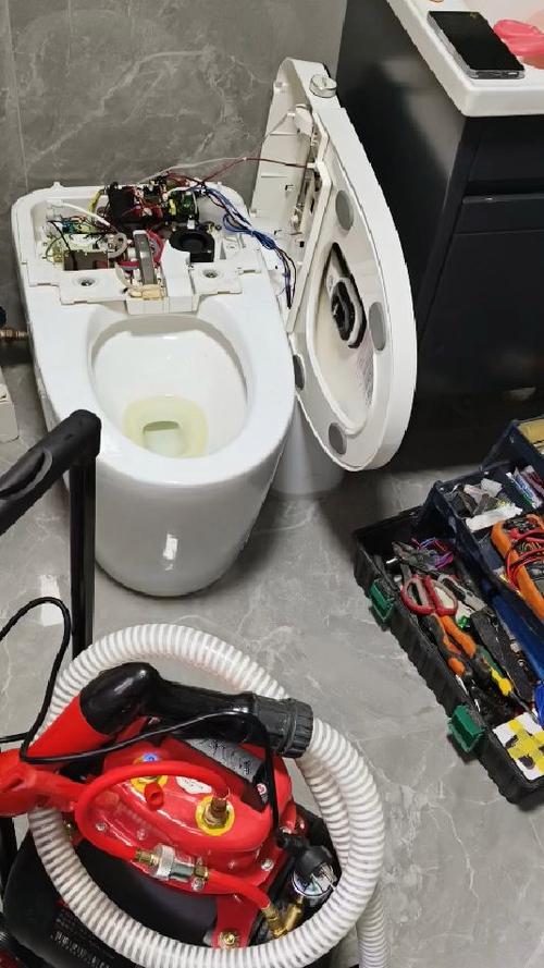 马桶的维修缩略图