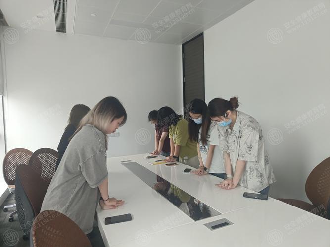 广州星点点文化传媒公司缩略图