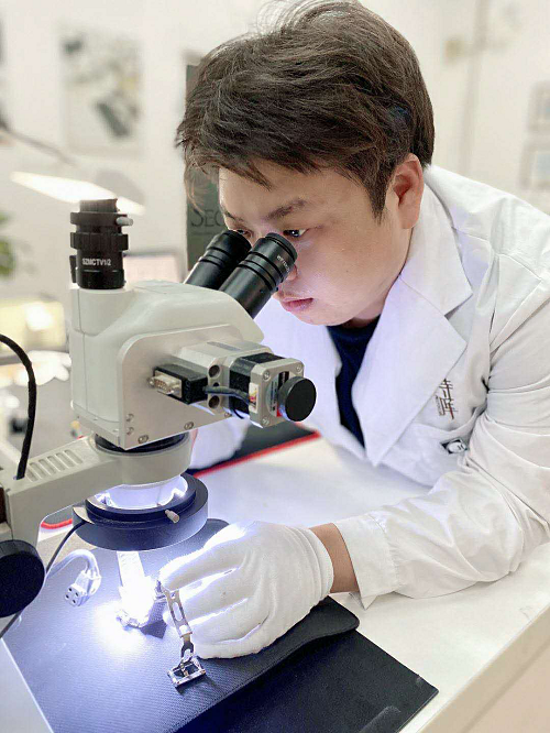 如何判断自己是冷暖肤色