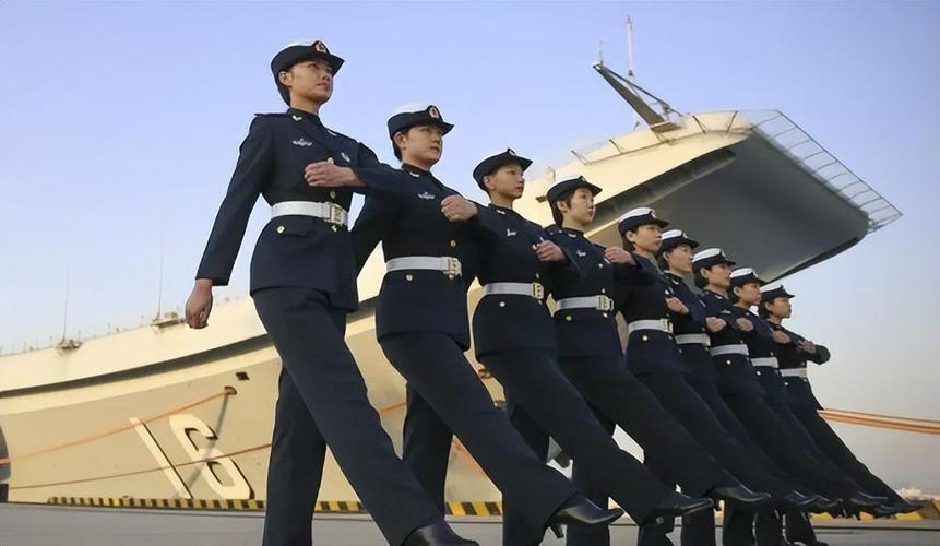 航母的女兵月薪多少
