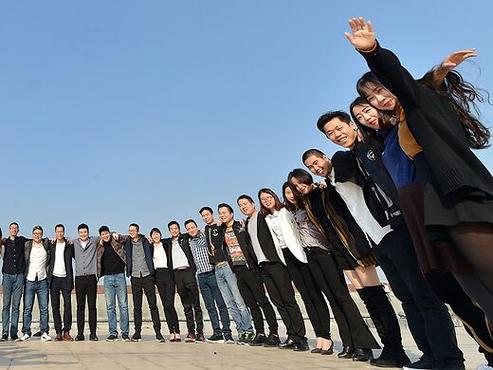 集体照c位的都是什么人