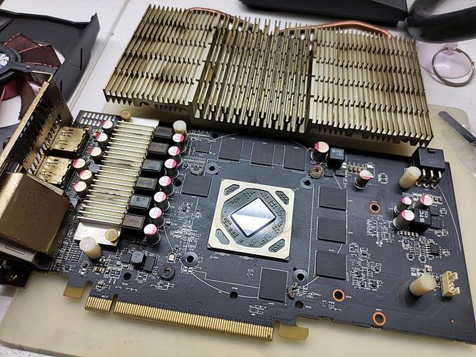 580显卡4g和8g的区别游戏截图