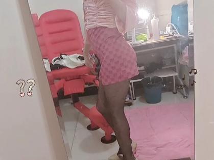 男扮女装穿裙子