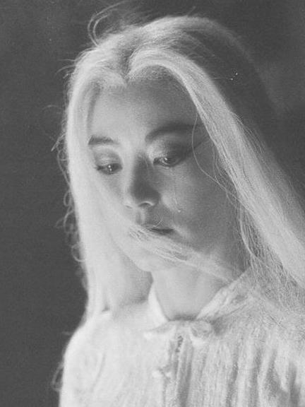 电影《白发魔女传》