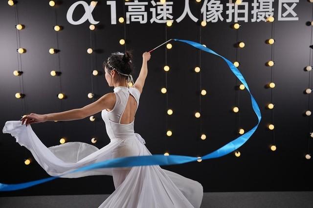 ios14怎么一直连拍怎么弄游戏截图