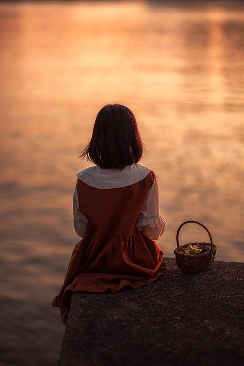 lonelygirl孤独女孩游戏缩略图
