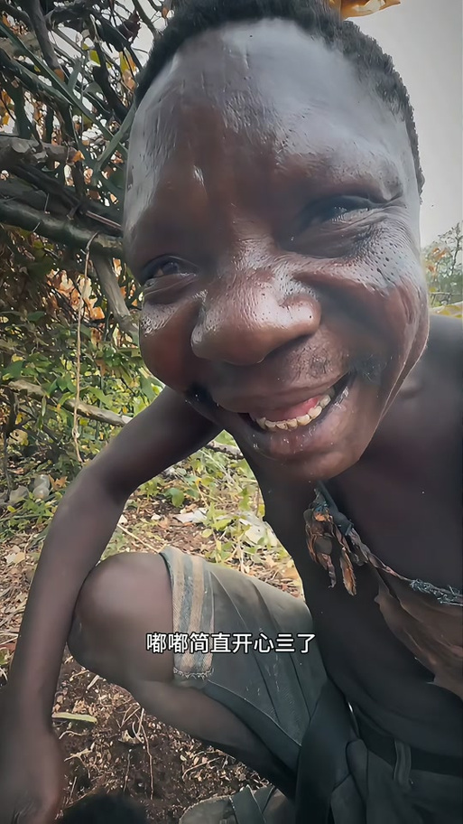 抖音网红嘟嘟缩略图