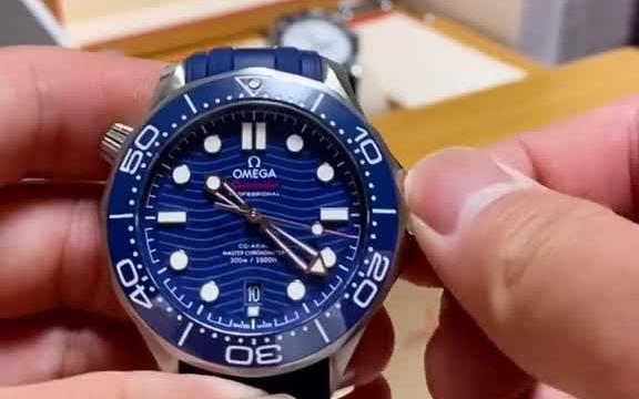 欧米茄海马手表调时间缩略图