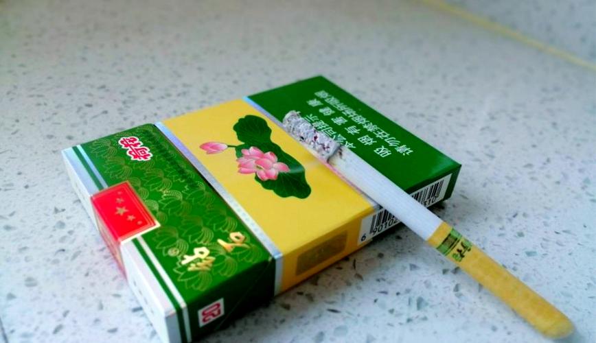 荷花香烟100元缩略图