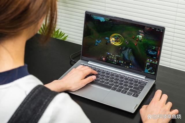 小新air14能玩多大的游戏