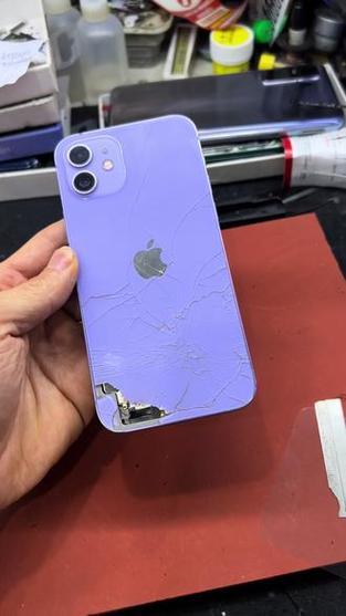 苹果手机屏幕摔坏了能换吗缩略图