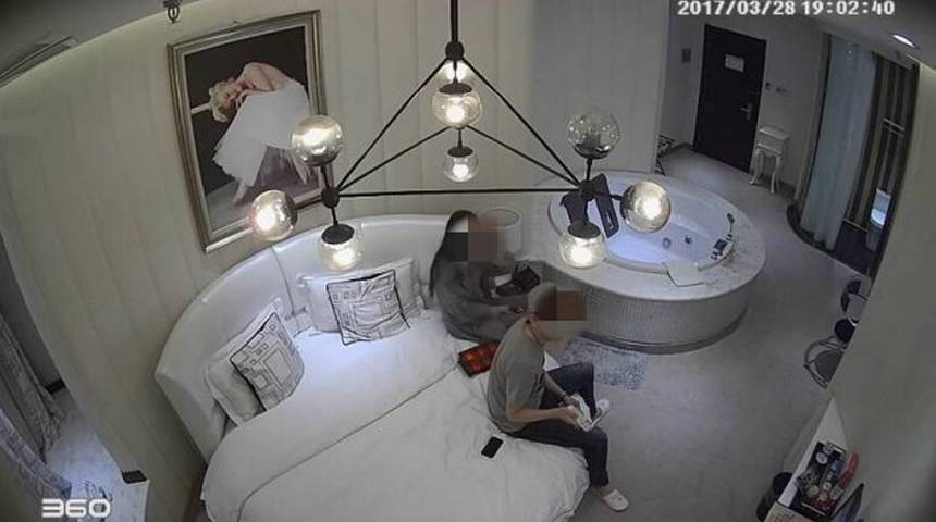360小水滴摄像头小情侣缩略图