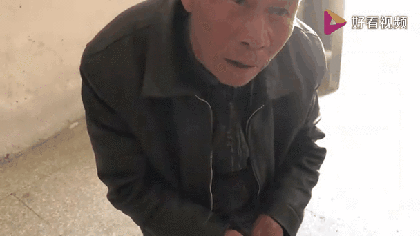 80岁以上老人借钱给别人图标