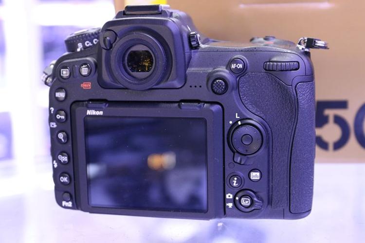 尼康d810连拍怎么设置缩略图