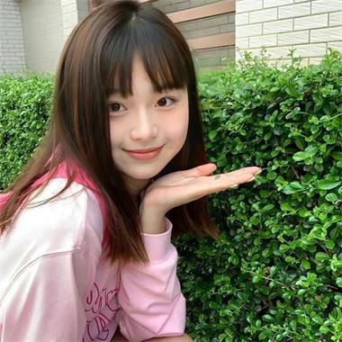 女生颜值高的长相标准图标