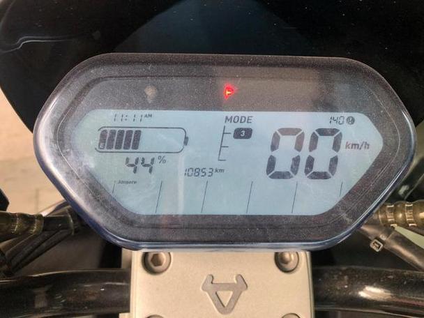 小牛电动车充一次电多少度
