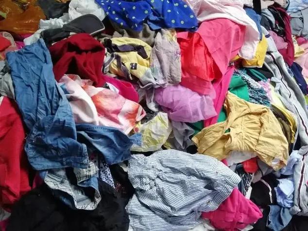 旧衣服几毛钱一斤游戏截图
