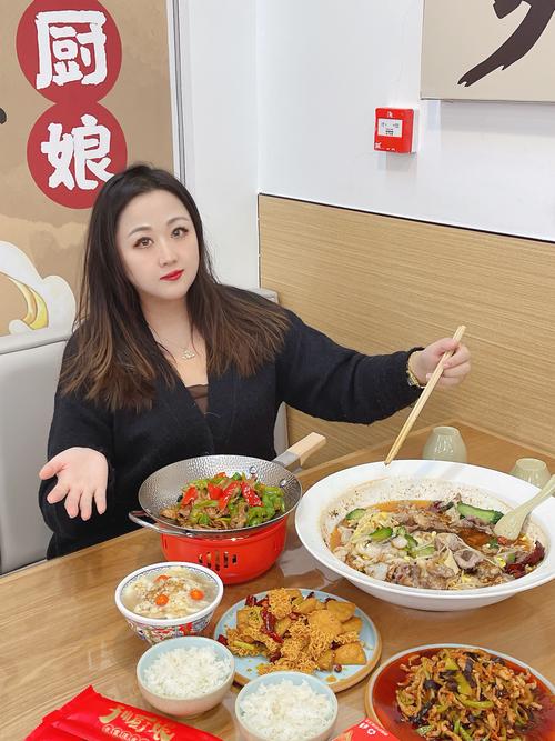 幸福餐厅赚钱软件游戏截图