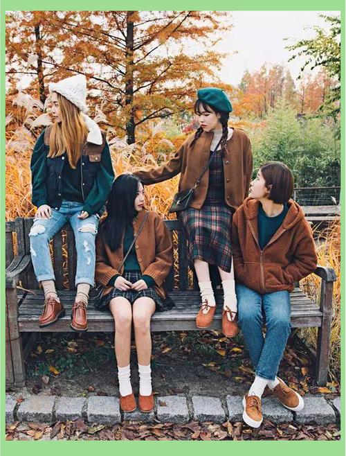 女生拍照pose大全图片缩略图