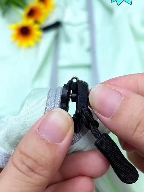 双头拉链掉了一个拉头缩略图