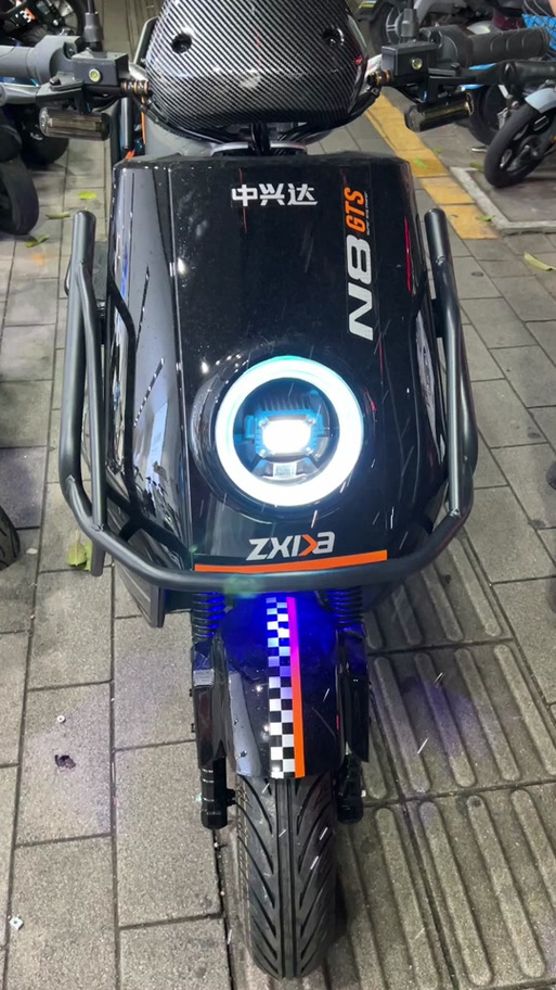 无钥匙启动的电动车缩略图