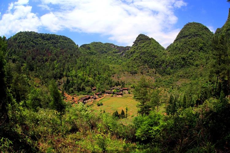 大窝凼是洼地还是天坑