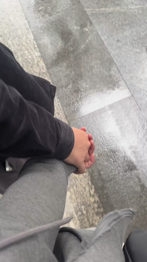男女纯友谊牵手正常吗游戏截图