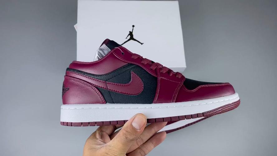 aj1红黑配色所有型号缩略图