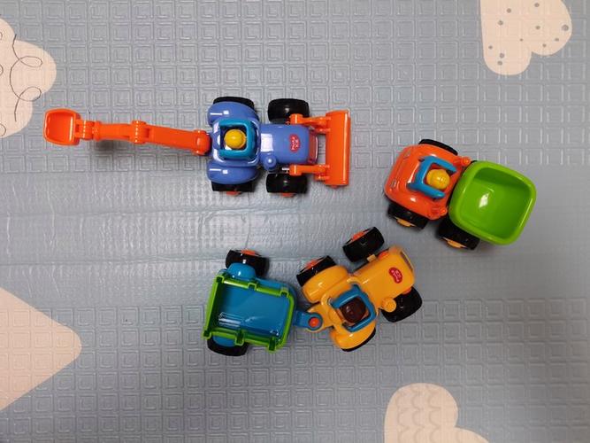 3-6岁儿童挖掘机动画片缩略图