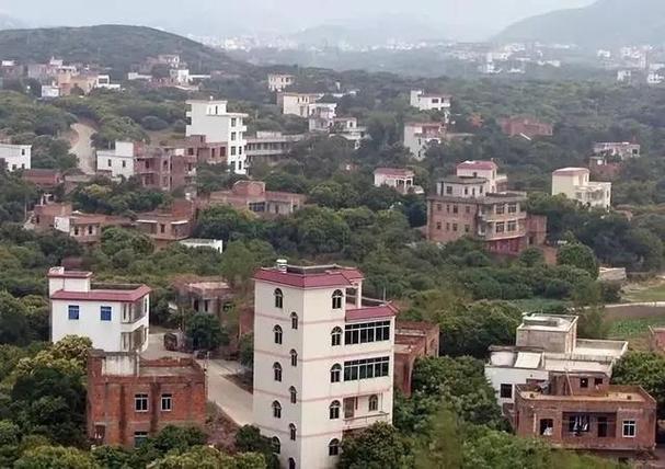 广东茂名农村穷吗缩略图