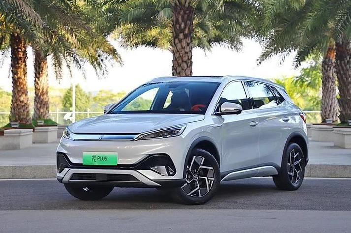 比亚迪电动汽车6万左右游戏截图