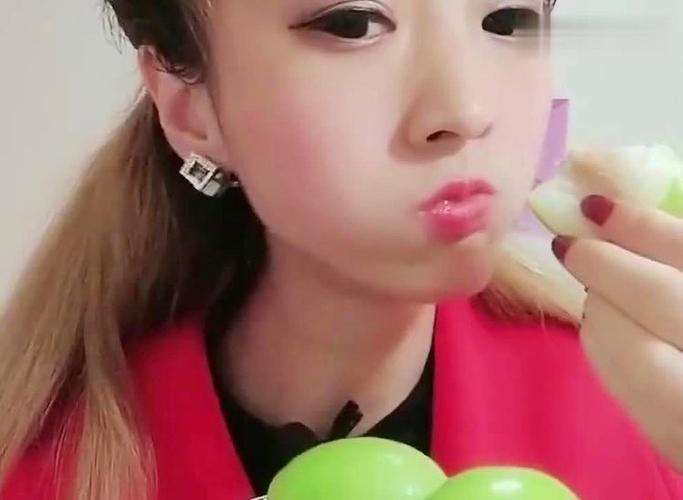 小姐姐吃东西声控视频