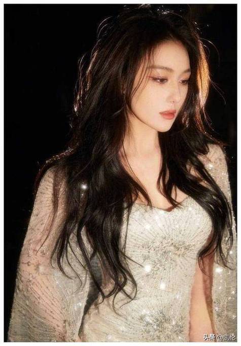 璀璨女神缩略图