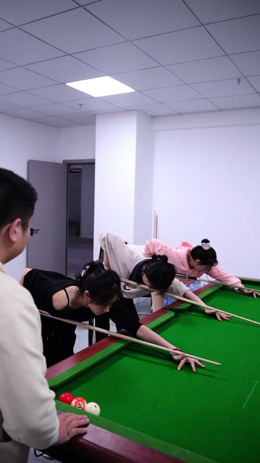 台球辅助瞄准线免费缩略图
