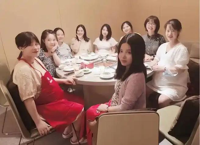 男a女免是什么意思图标
