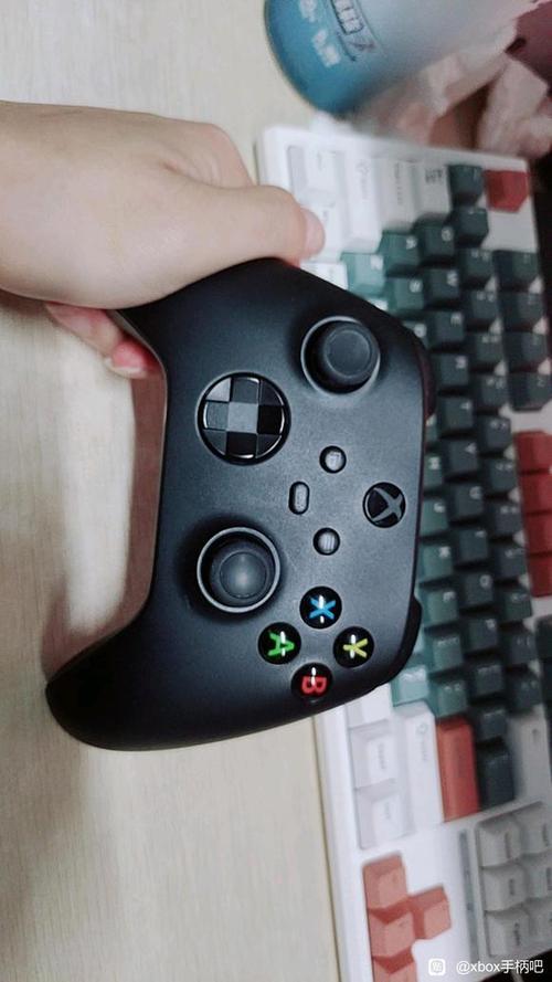 xbox手柄装了电池不亮缩略图