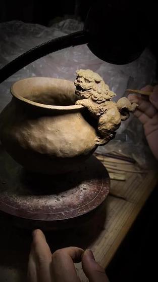 顽狮缩略图