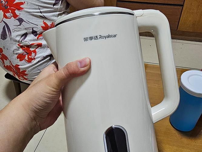 荣事达电热水壶故障维修图标