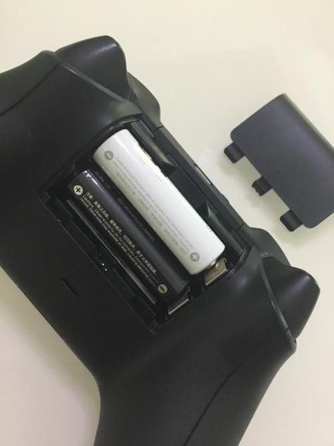 xbox手柄电池怎么安