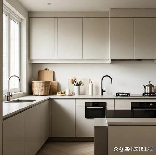 简约简历模板免费图标