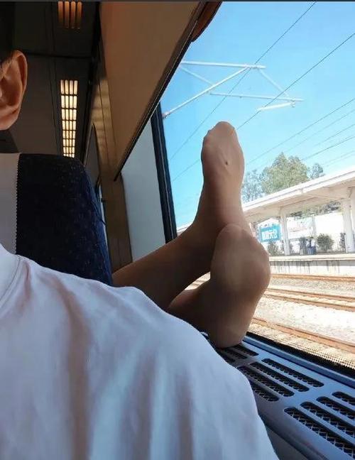 类似于几人几脚的游戏游戏截图