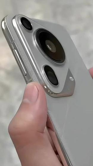 手机建议贴镜头膜吗游戏截图