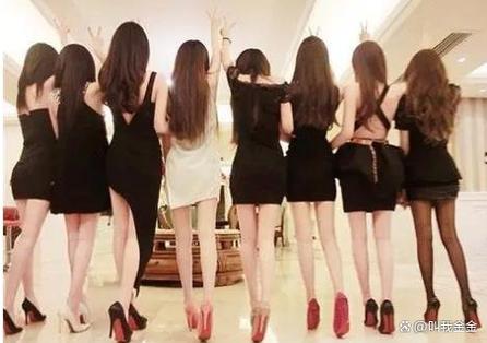 拜金女孩七朵花游戏截图