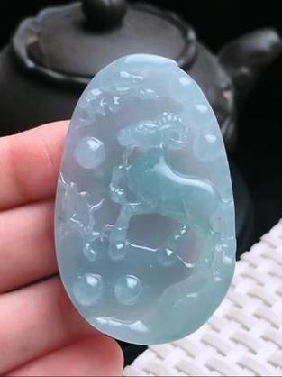 吊坠羊的图片大全
