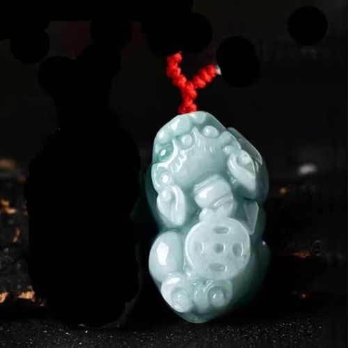 男人戴玉好还是翡翠好游戏截图
