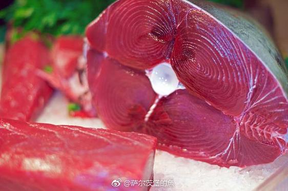 鱼杀出来鱼肉是红色的