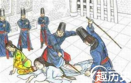 绑在刑凳上打板子缩略图